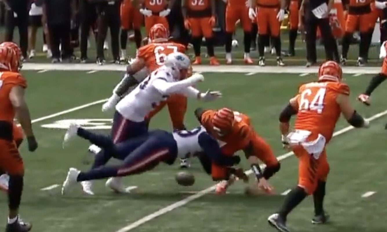 New England Patriots defensive end Keion White sacks Cincinnati Bengals quarterback Joe Burrow, forcing a fumble.